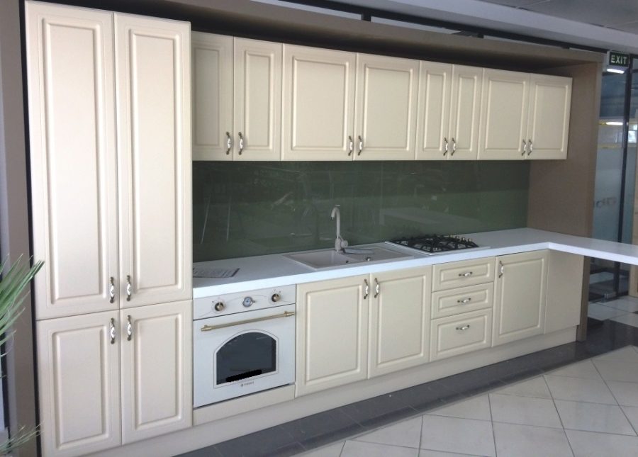 Mobilier bucatarie cu frezare OPERA